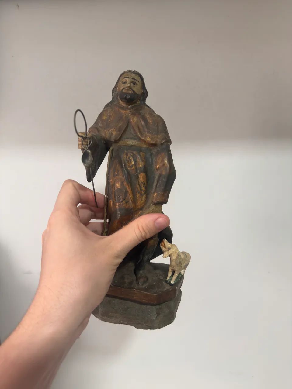 Santo antigo em madeira São Roque