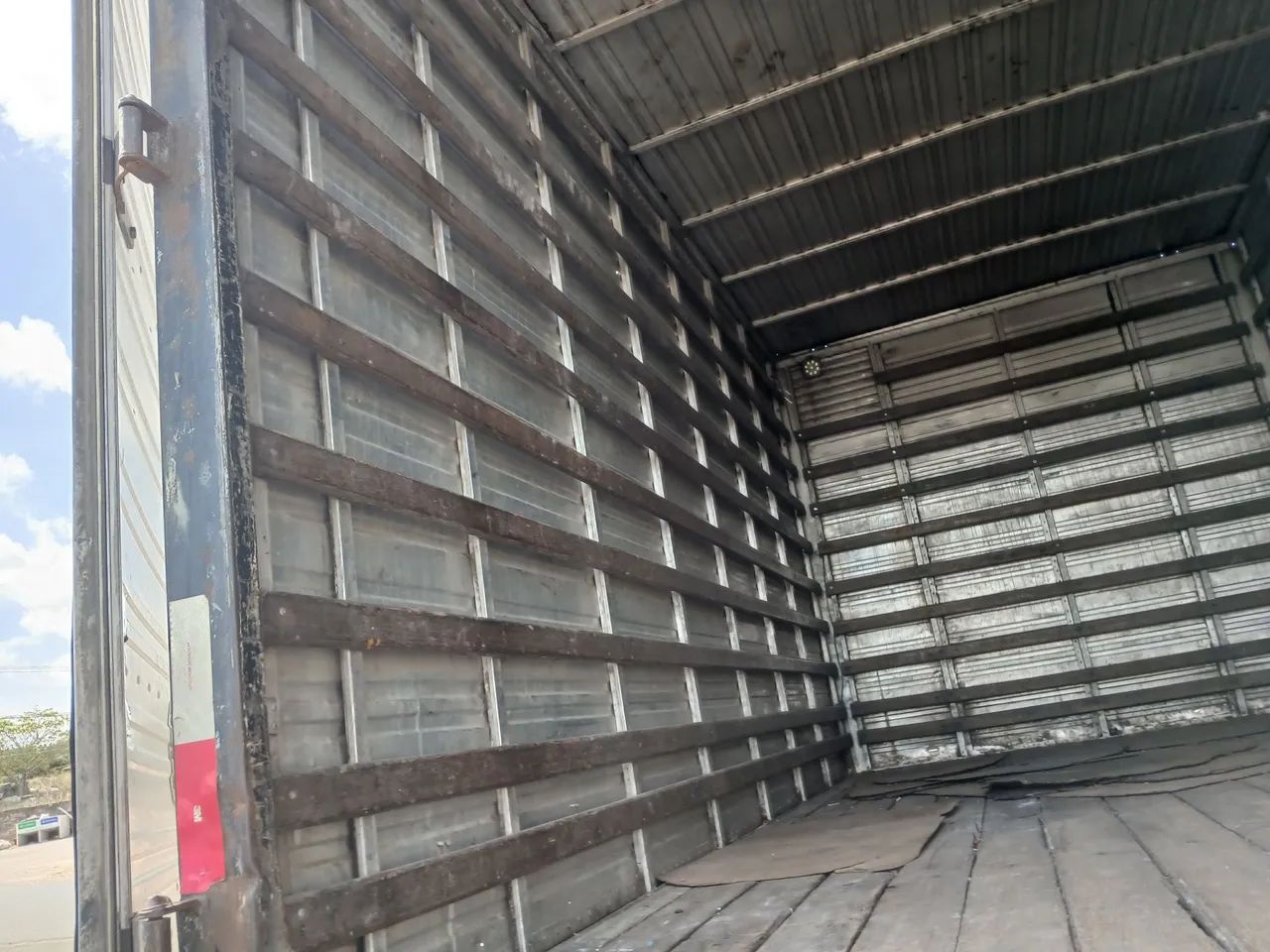 Vendo esse baú 3x4 - Foto 9