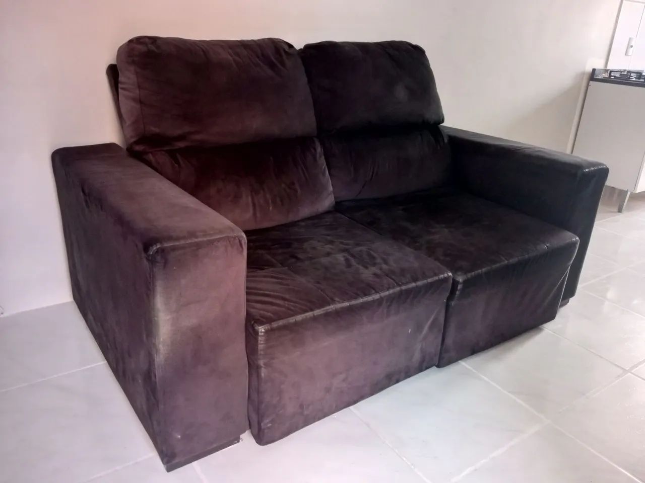 Sofá Retrátil Suede Preto - Foto 3