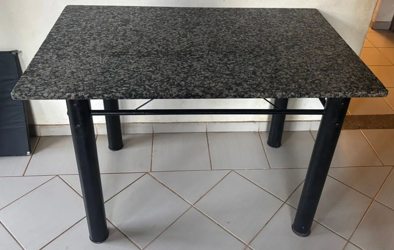 Mesa de Mármore Usada - 1,20 m - Foto 2