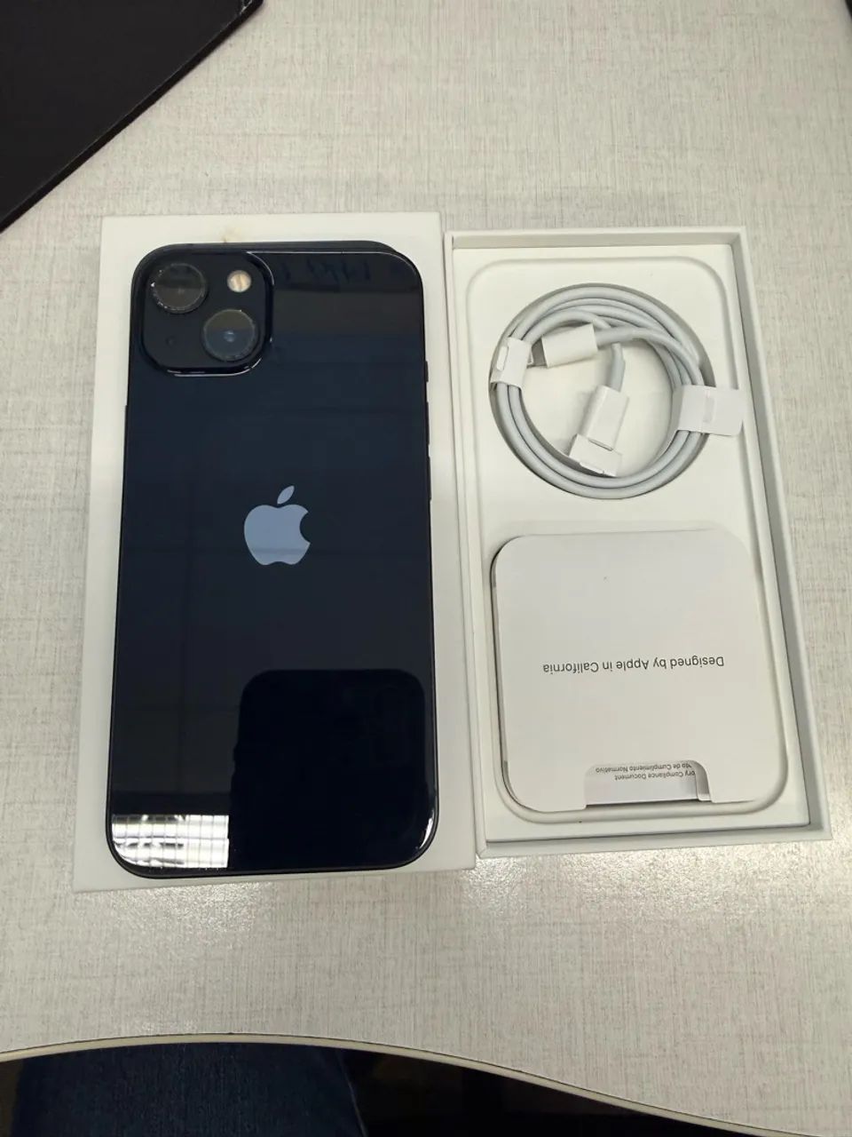 iPhone 13 muito novo
