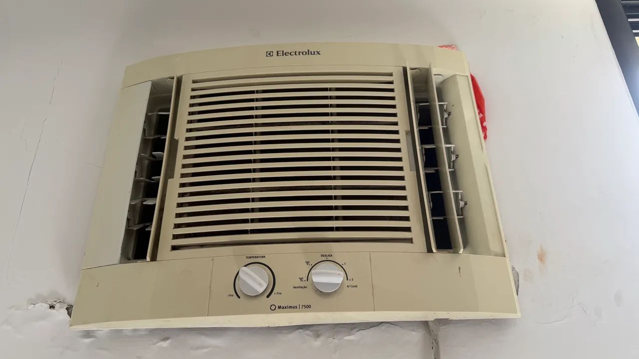 Ar condicionado de caixa 220v - Foto 2
