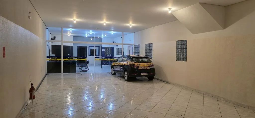 Prédio à venda em Campinas, Vila Industrial, com 592.39 m²