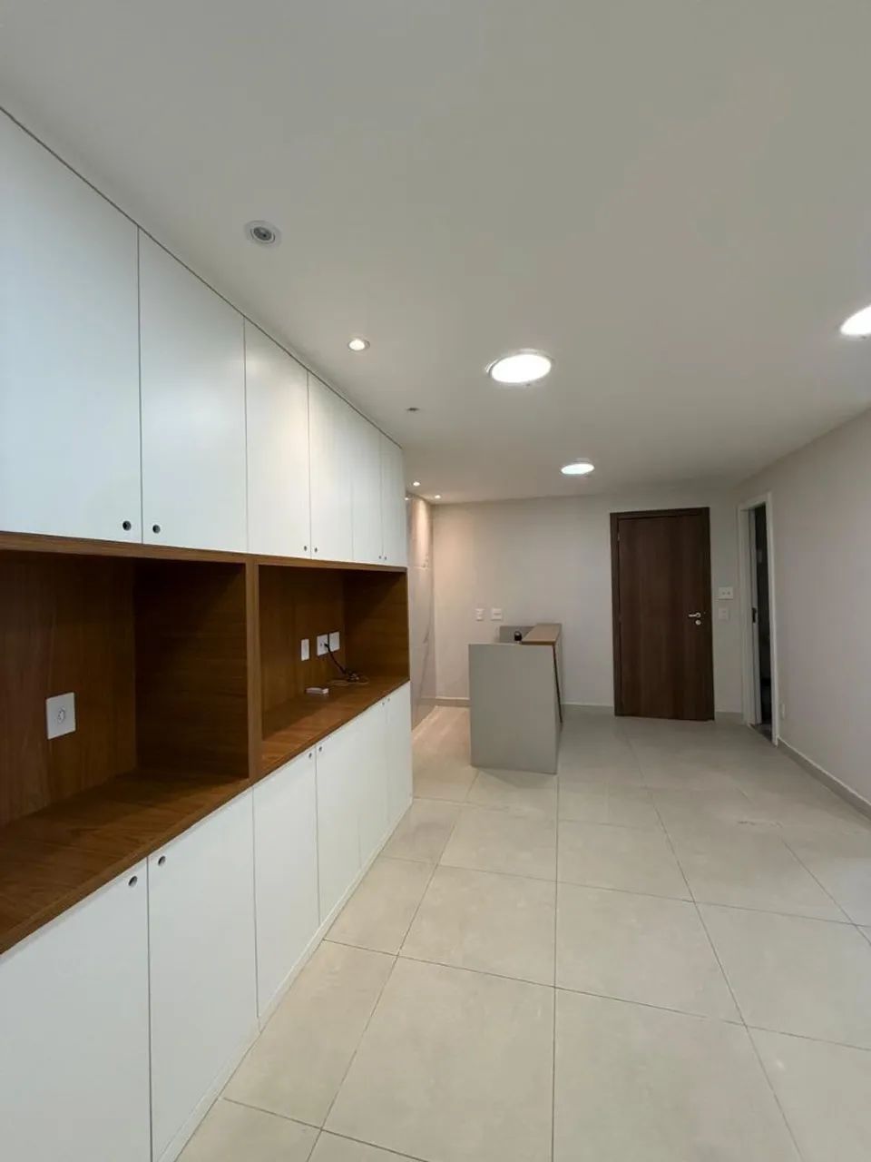 Vendo Sala Comercial com banheiro 62m² no Ed Premium Office  - Foto 3