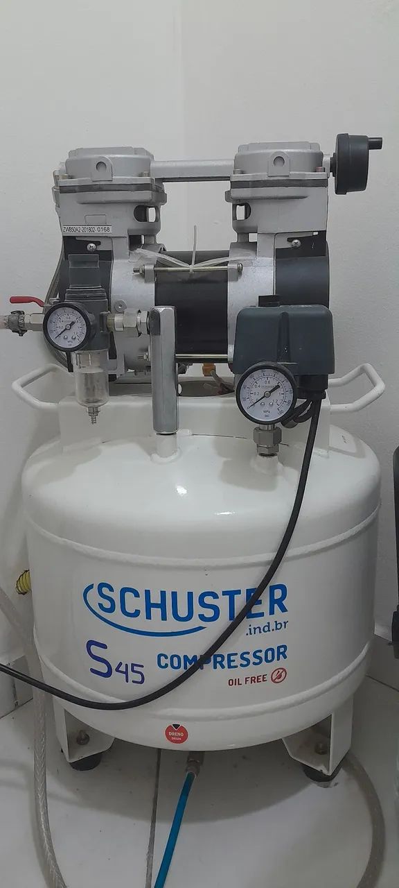 Vende-se compressor odontologico