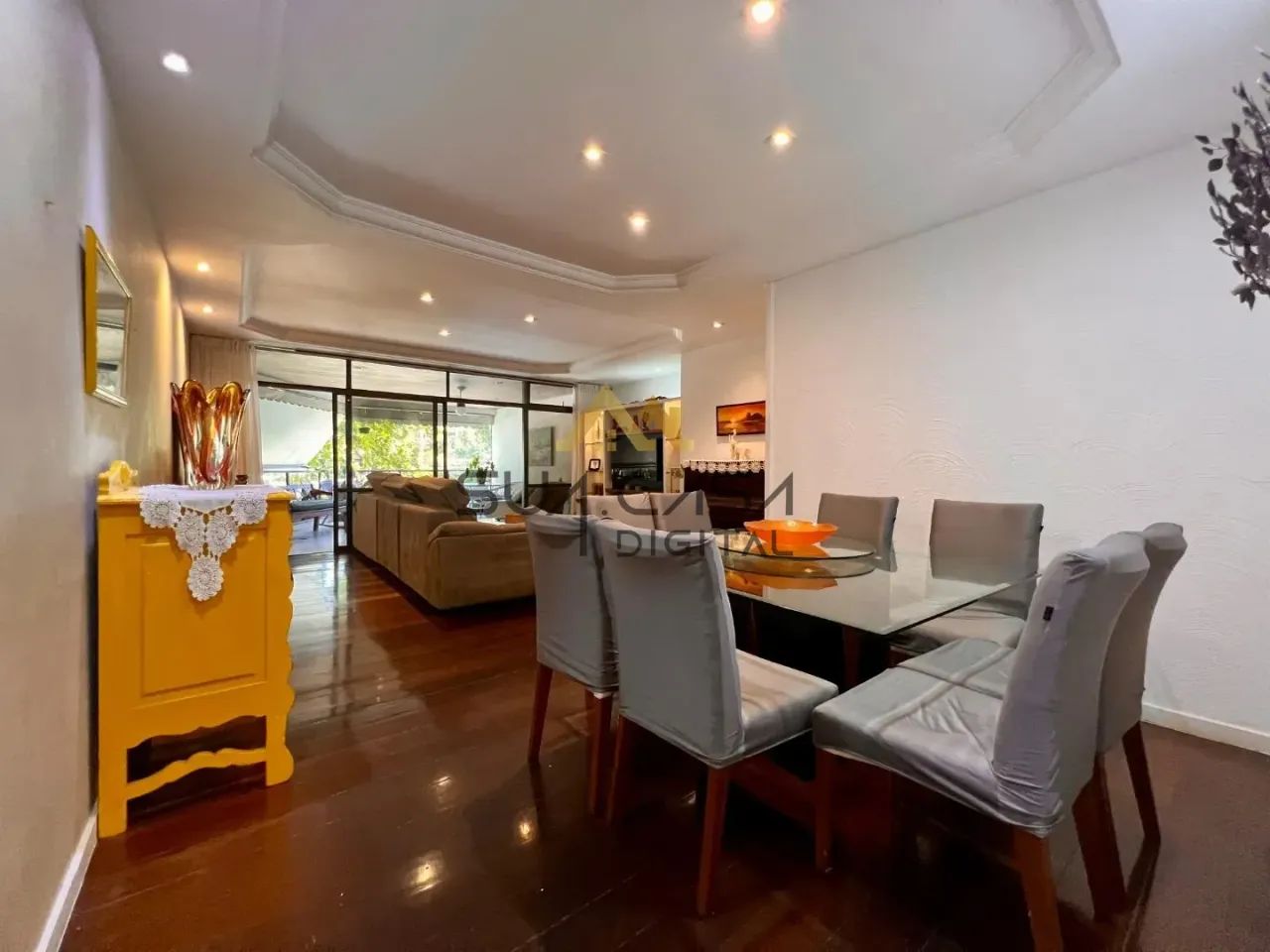 Jardim Oceânico | Apartamento 186m² com 4 quartos à venda REF: BAAP5656