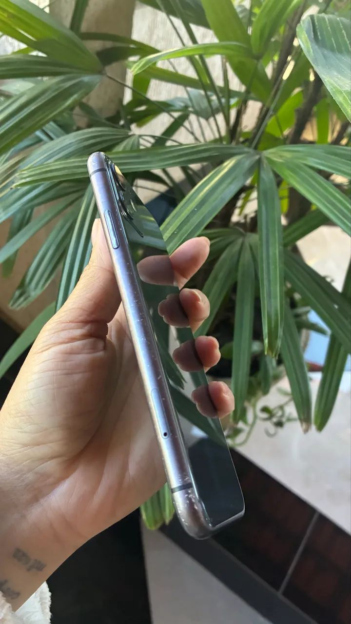 iPhone 11 64 gb preto - Foto 2