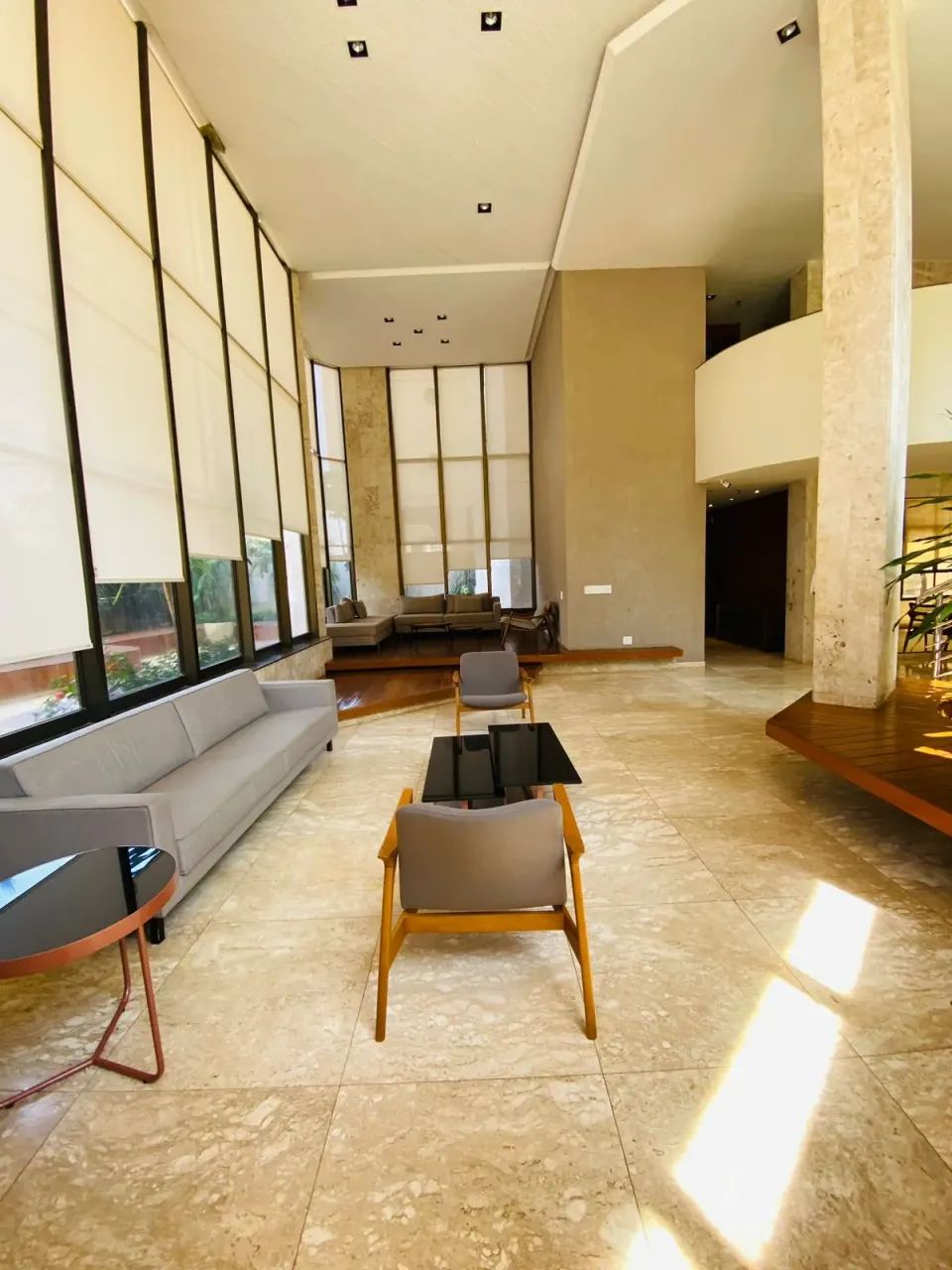 Apartamento 4 suítes, setor oeste, próximo a praça do sol, ed Alhambra. - Foto 3