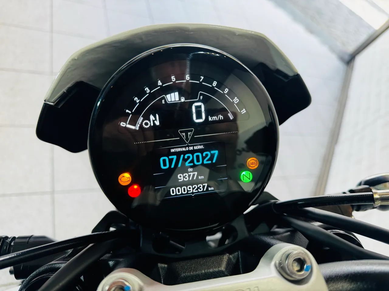 TRIUMPH TRIDENT 660 - Foto 3
