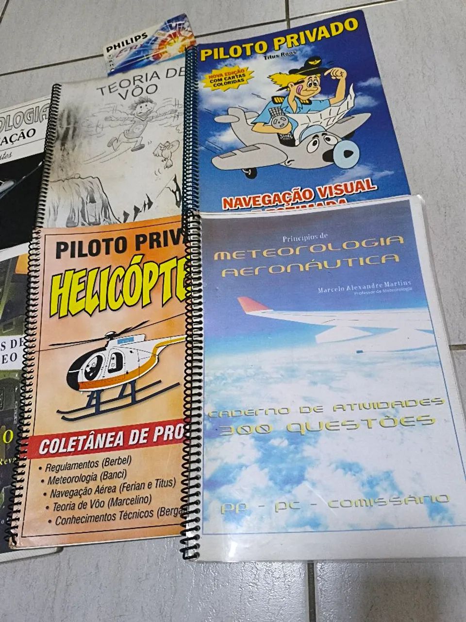 Livros de aviação  - Foto 3