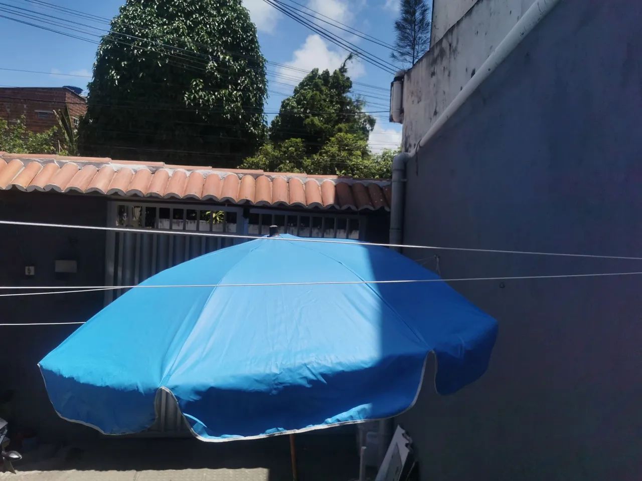 Conjunto para área de lazer Guarda Sol e Mesa  - Foto 5