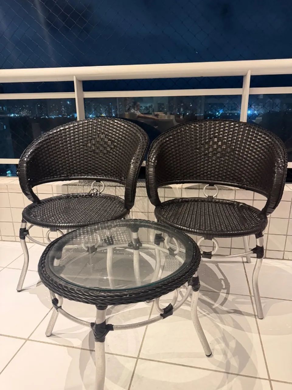 Conjunto para Varanda - 2 Cadeiras + Mesa de Centro