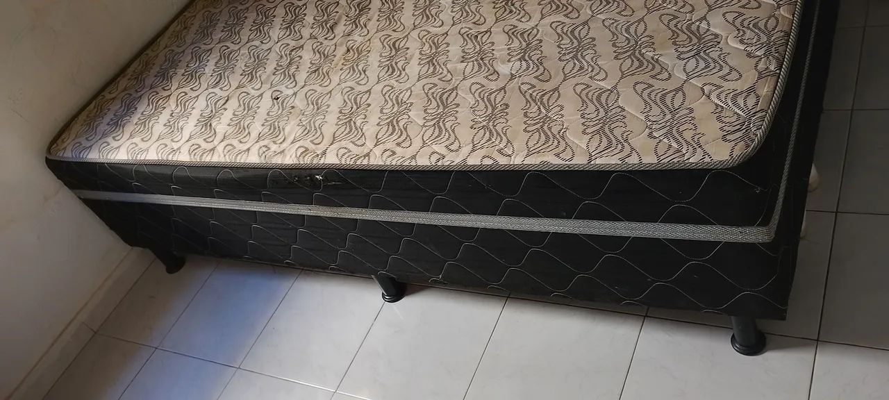 Cama box casal