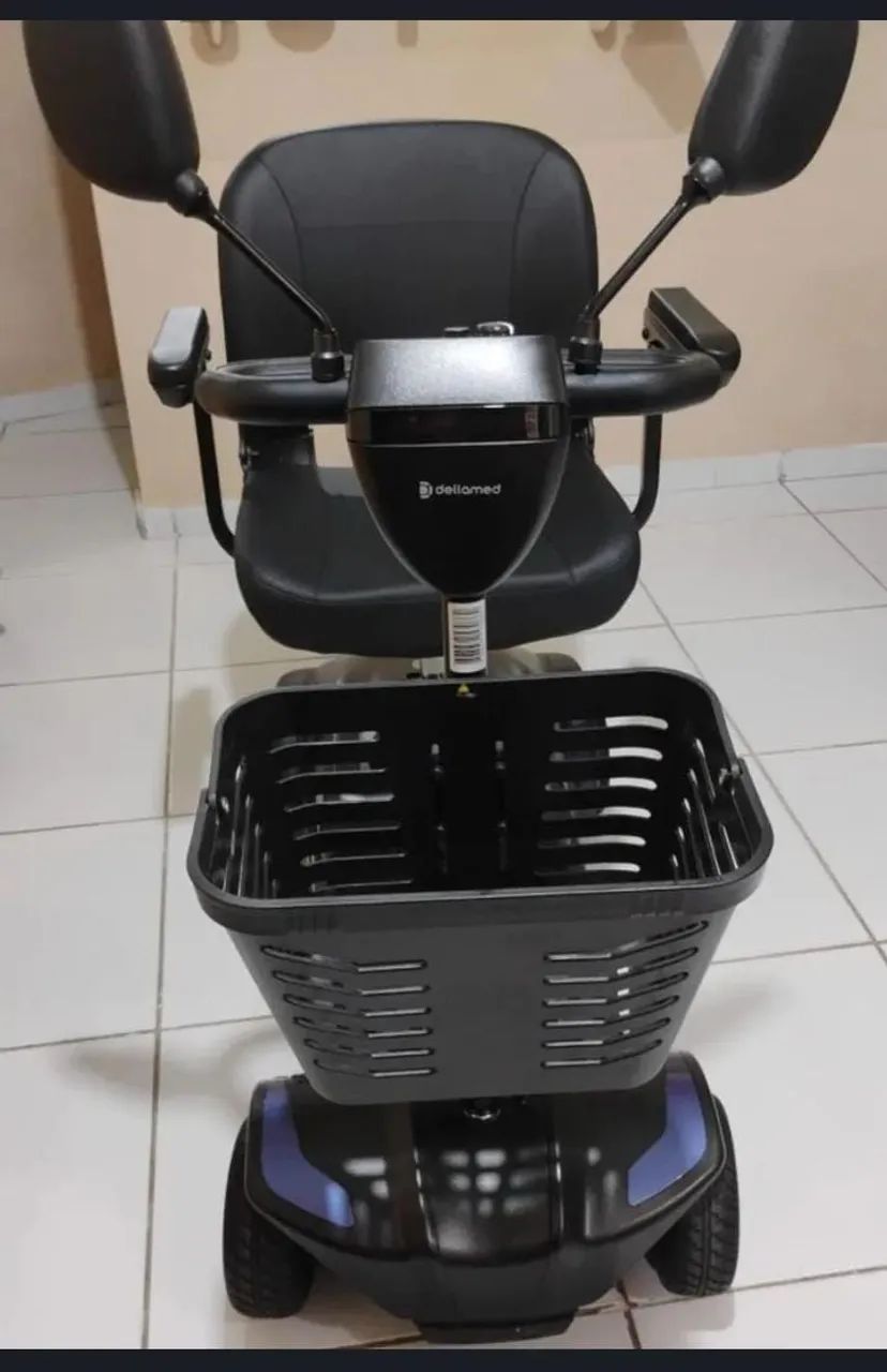 Cadeira Elétrica Motorizada (Dellamed)