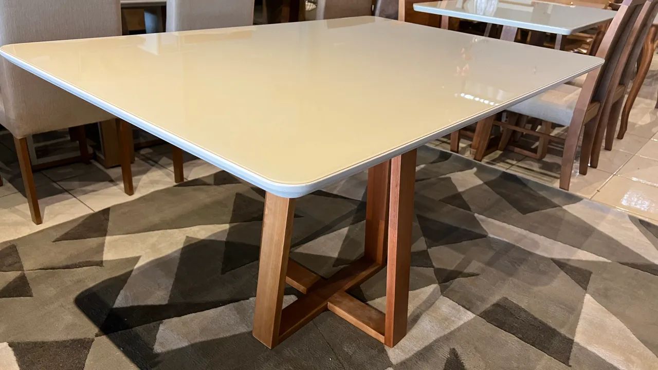 Mesa nova de madeira pronta entrega 