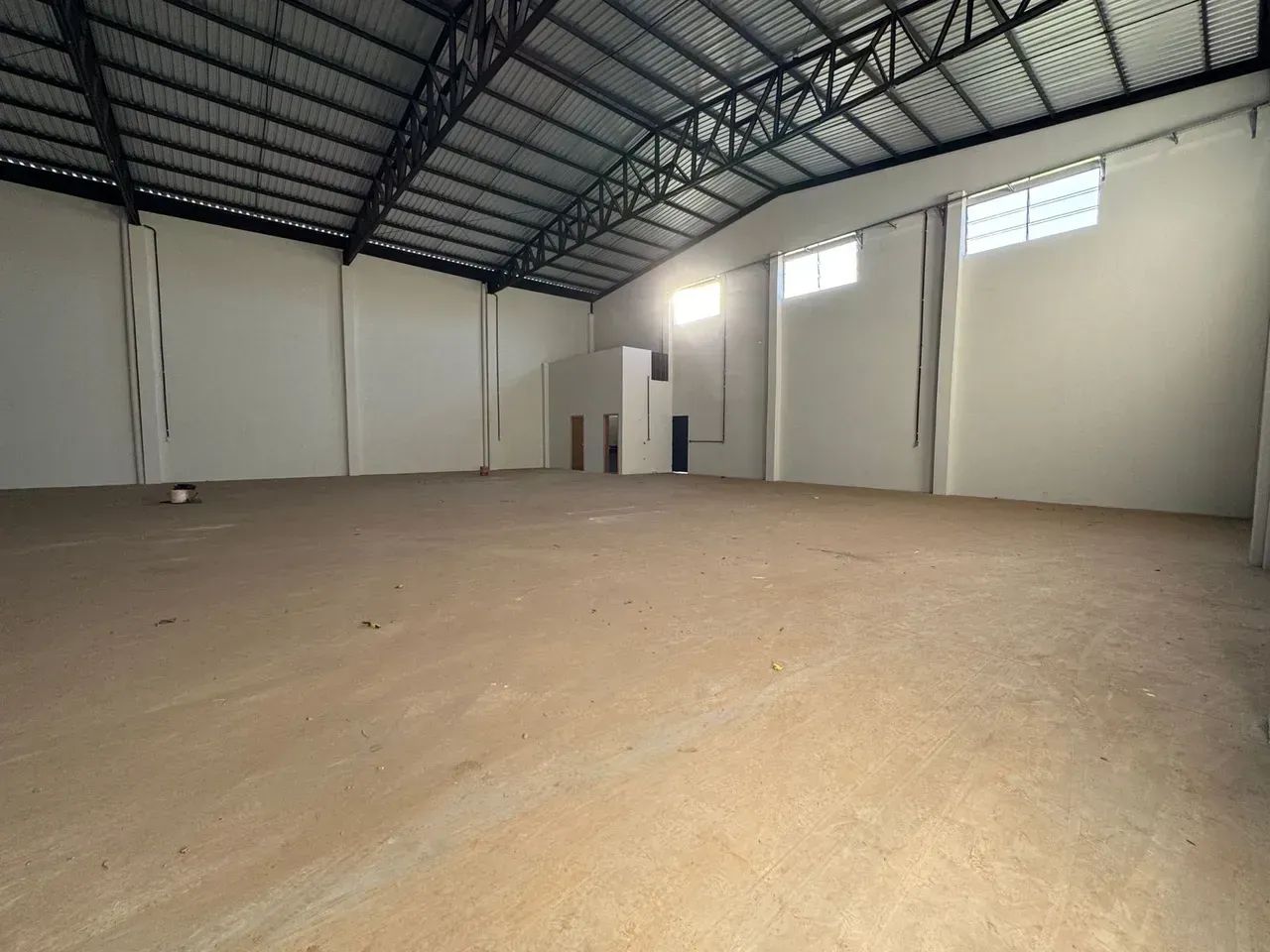 Excelente barracão comercial com Doca | Área total 800M² | Marialva - PR - Foto 5