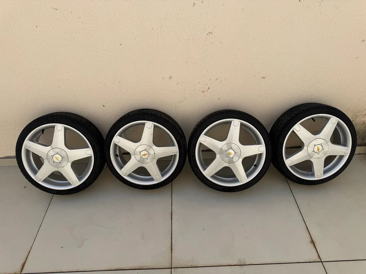 Rodas Aro 17