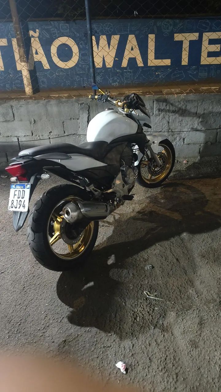 Honda CB 300R 2012 - Foto 3