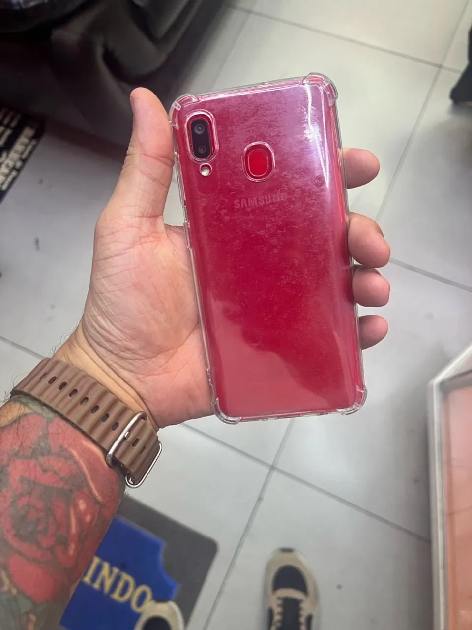 Samsung A20 - Foto 2