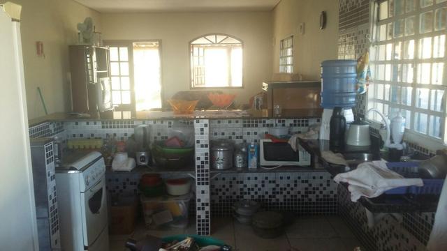 Casa com piscina em s.José de Almeida. 350 a diária do fim de semana comum - Foto 9