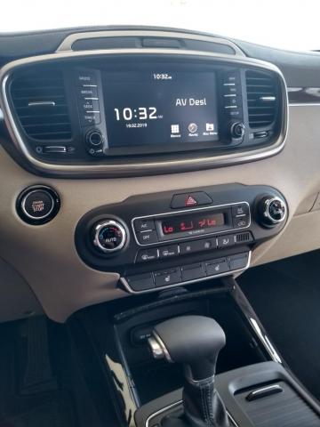 KIA SORENTO V6 AWD - Foto 12