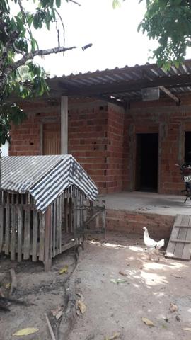 Vende-se uma casa motivo mudança para outro estado