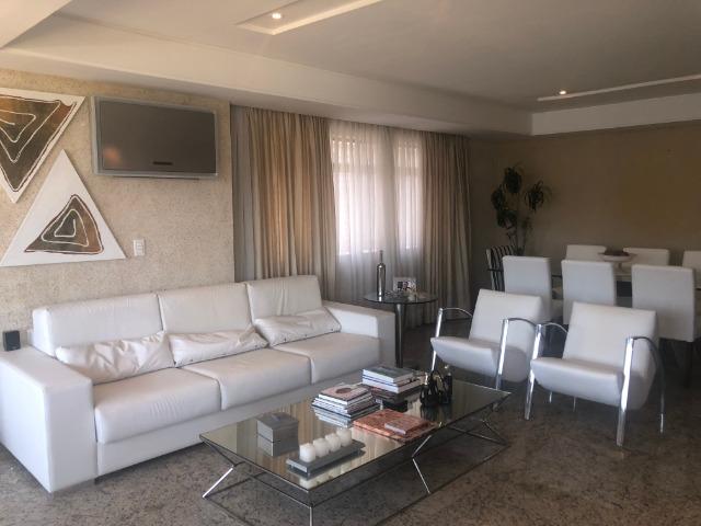 Apartamento um por andar 180m², 3 suítes, 3 vagas,"porteira fechada" - Foto 3