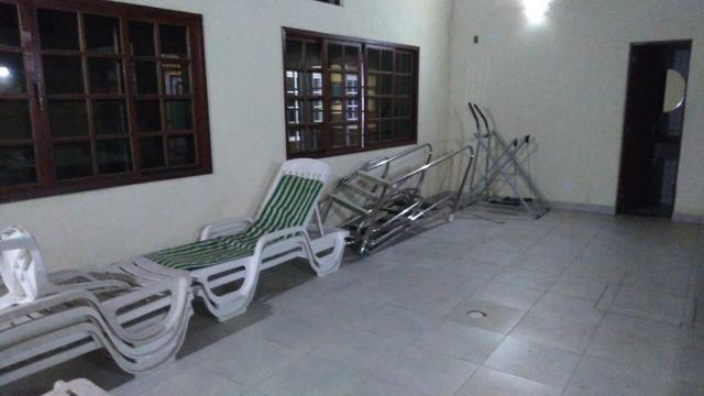 Alugo casa em condomínio mobiliada - Foto 18