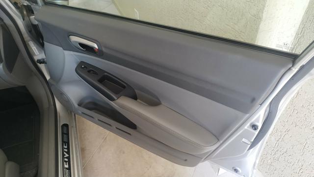 Vendo ou troco por carro Xt ou Hornet Honda Civic 2011 - Foto 3