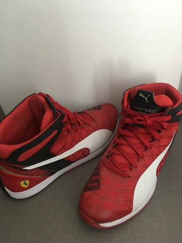 botinha puma ferrari