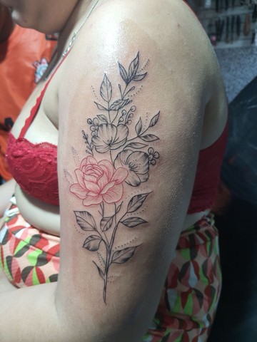 Faco tattoo aceito pox cartao e dependendo  troco tambem!! - Foto 2