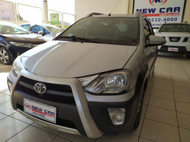 TOYOTA ETIOS CROSS 1.5 MANUAL 2014/14