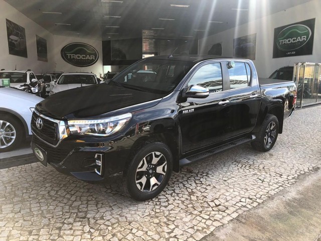 TOYOTA HILUX SW4 SRX 4X4 2.8 TDI 16V DIES. AUT.
