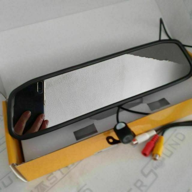 Espelho retrovisor com câmera de ré.  Garantia. Novo. Instalado.