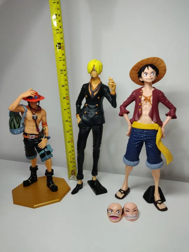 Conjunto de Bonecos One Piece: Luffy, Ace e Sanji - Aventuras Épicas d
