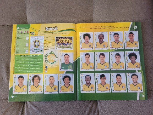 Álbum brochura Copa do Mundo Brasil 2014 completo