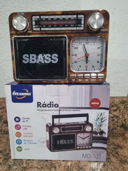 Rádio Portátil SBASS com Relógio - Novo