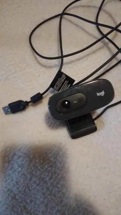 Web cam Logitech resolucao720p memória Flash SD 3 PolegadasUSB Preto