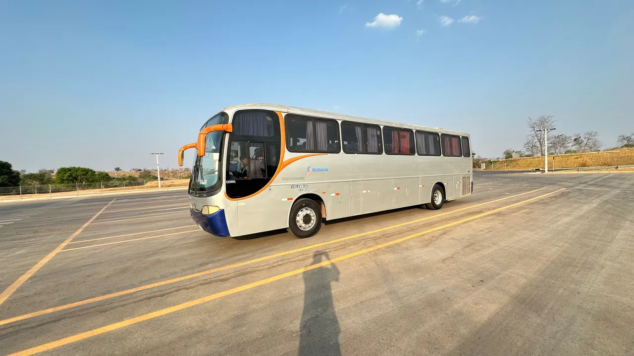 Ônibus Comil Campione VW