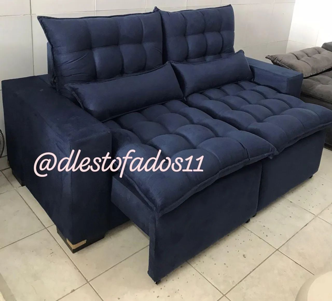 Sofá  Retrátil reclinável várias cores disponíveis a pronta entrega  - Foto 4