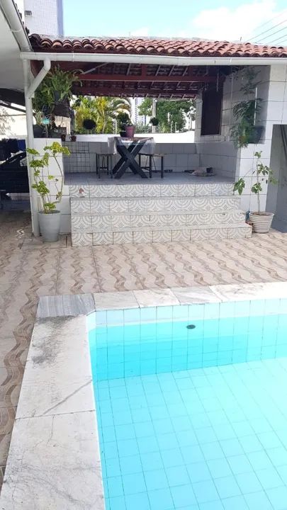 Vendo casa no Bairro dos Estados com 06 quartos sendo 03 suítes  - Foto 2
