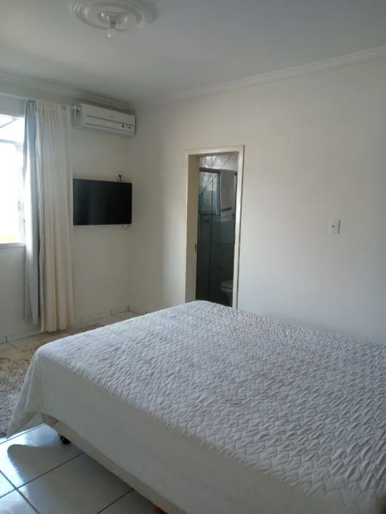 Vendo casa com 4 quartos no Iririú com 1 suíte  - Foto 5