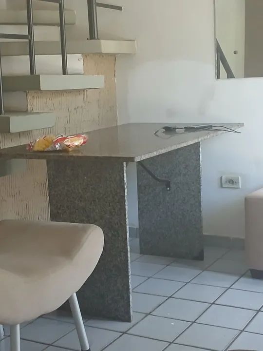 Mesa de Granito Dobrável