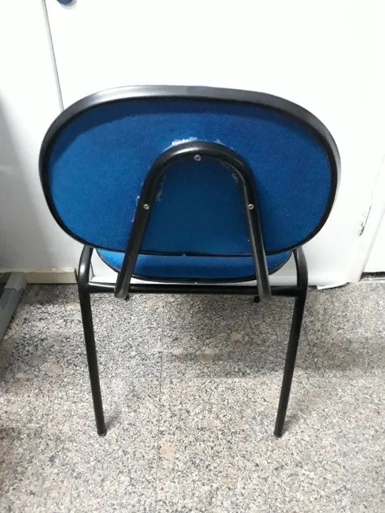 Cadeira para Escritório Conservada! - Foto 2