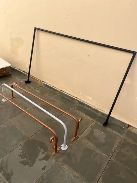 Manequins e araras  - Foto 4