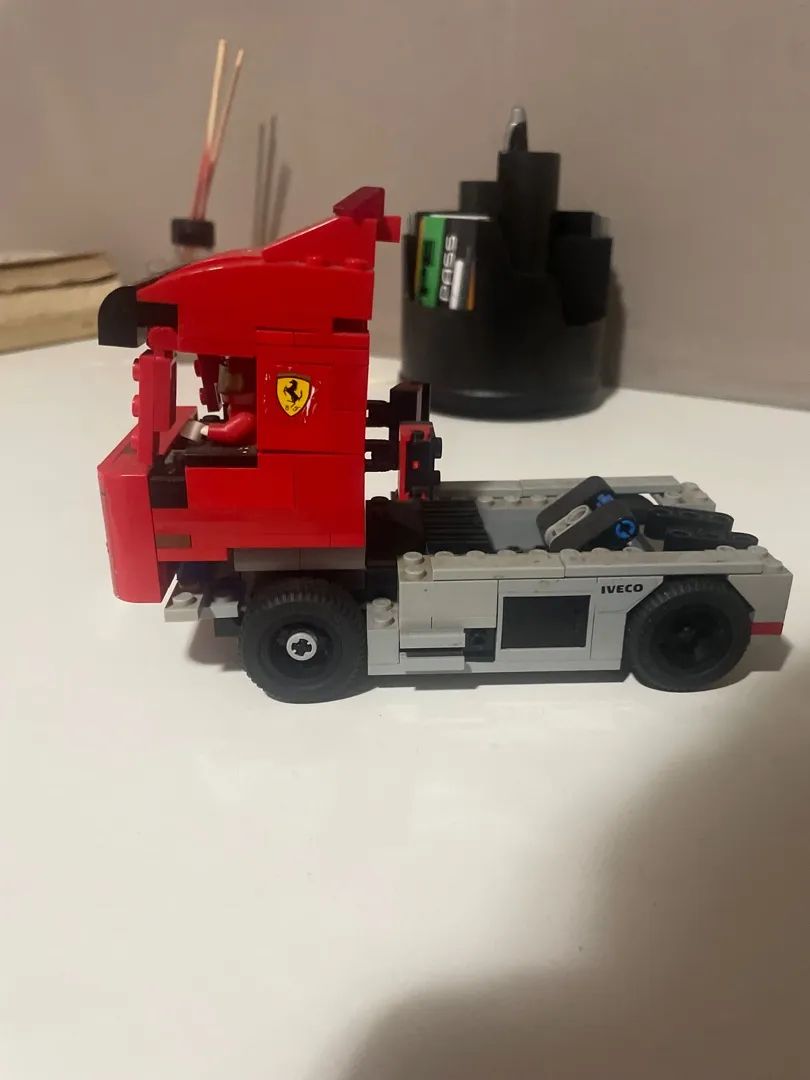 Caminhão Ferrari Lego - Foto 4