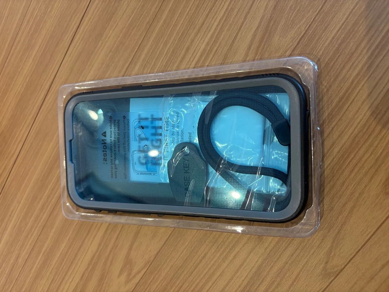 Capa Sportlink Impermeável para IPhone 15 plus - Foto 3