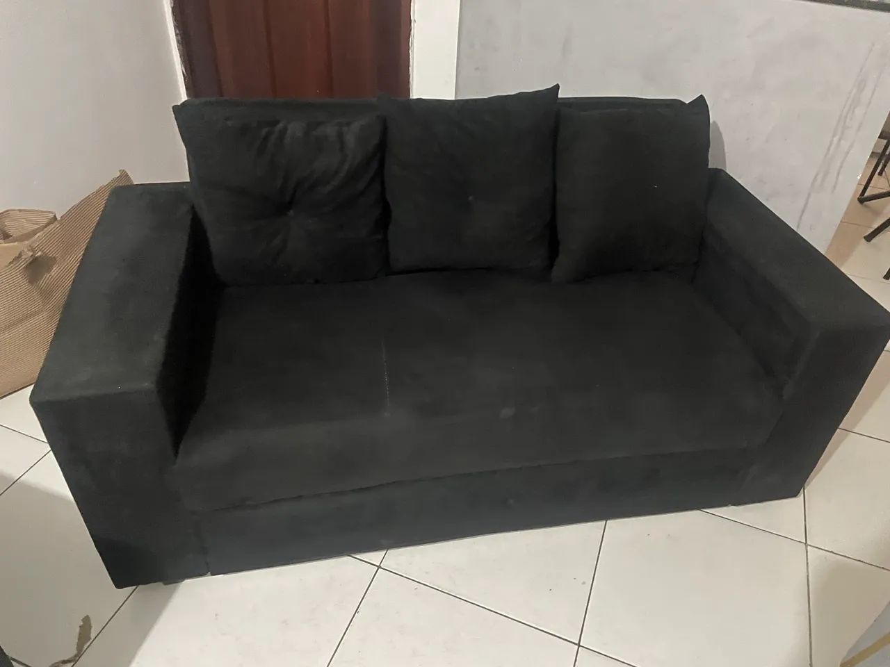 Three-Seat Sofa64850511130883121