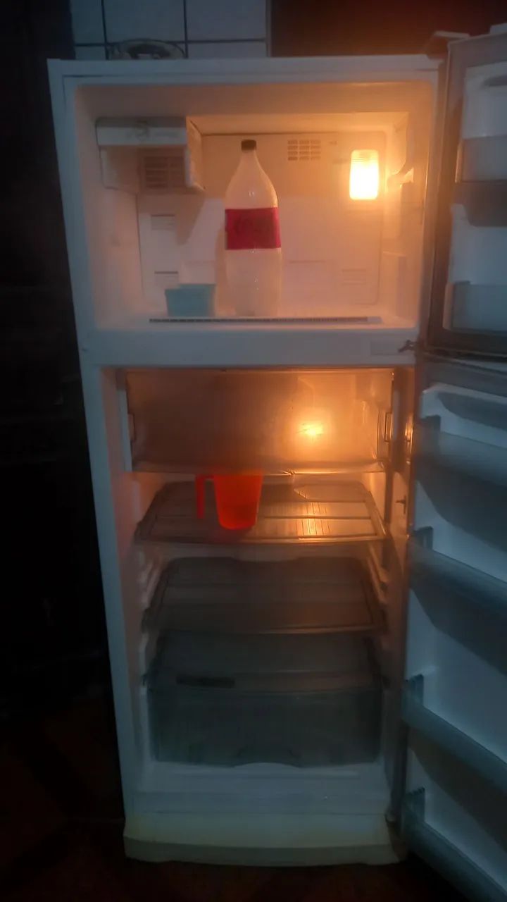 Geladeira Frost Free brastemp com entrega gratuita  - Foto 4