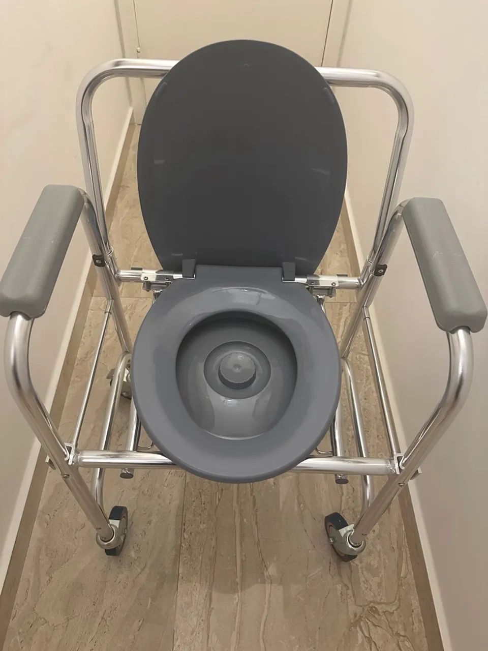 Cadeira de banho higiênica Mobil - Foto 2